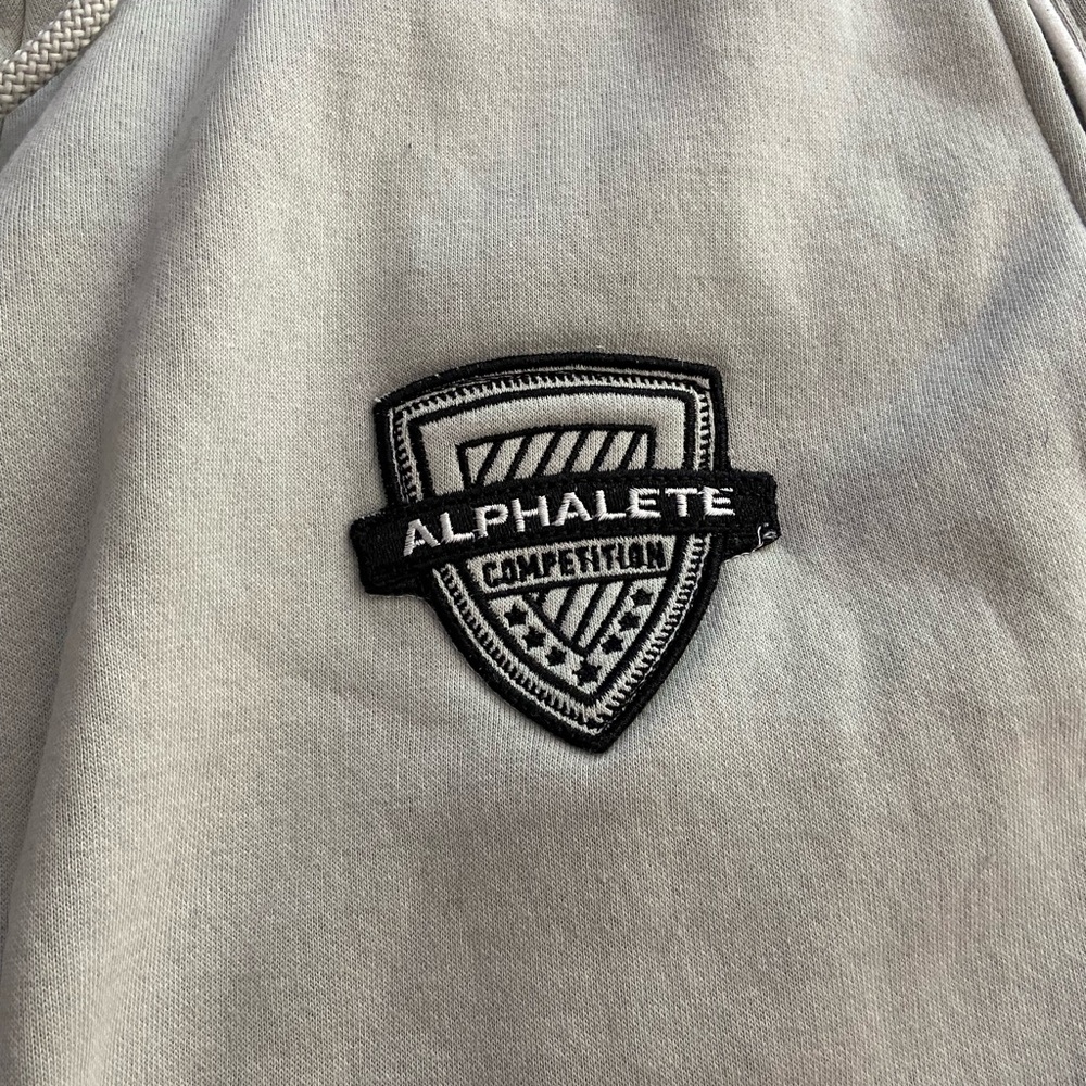 Alphalete heavy sweatpants - size L